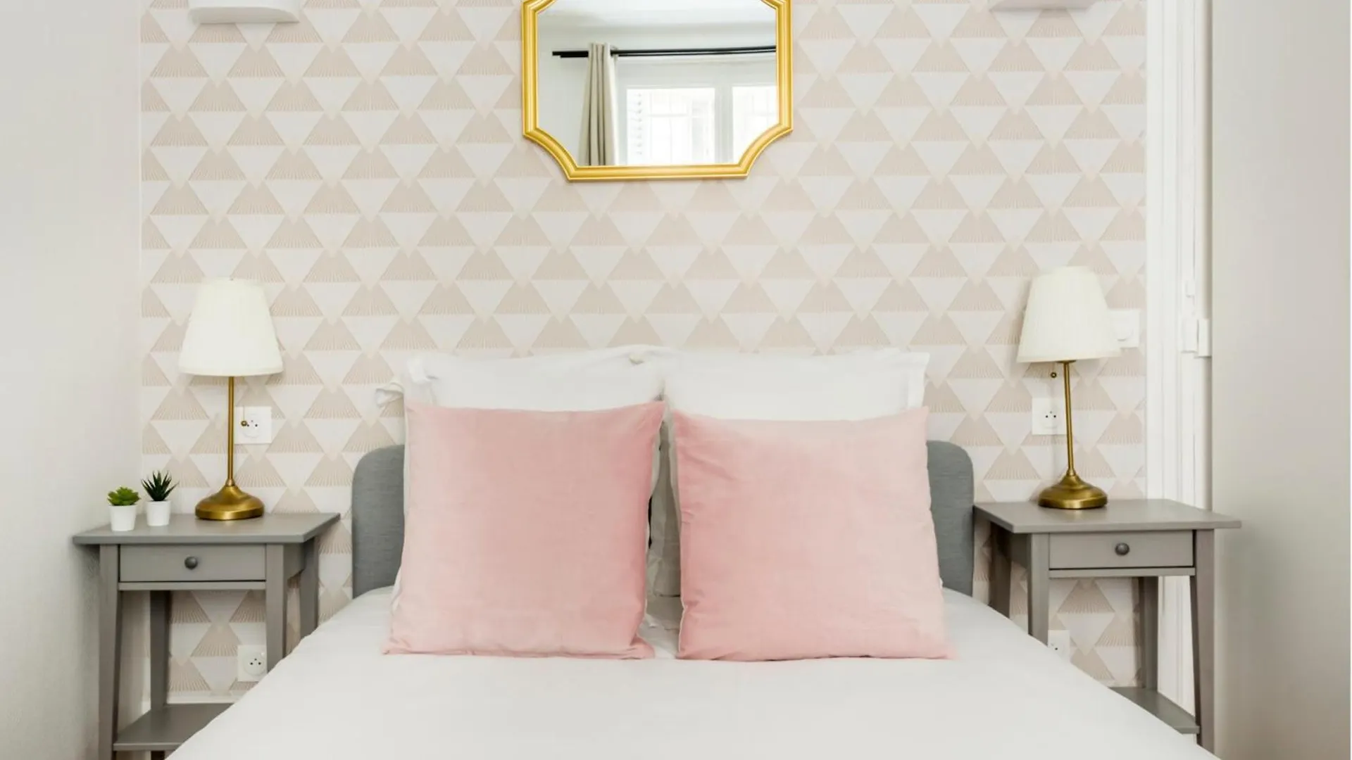 Cozy Apartment - Opera - Cardinal Mercier Parigi 0*,  Francia